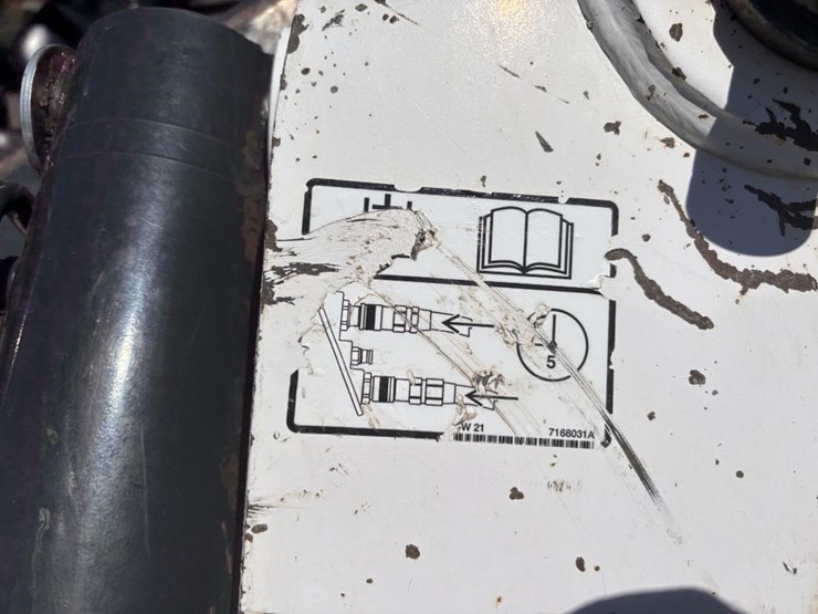 2016-bobcat-t770-image-14