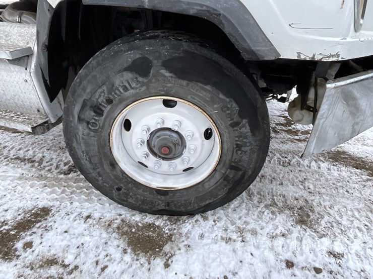 freightliner-114sd-image-6