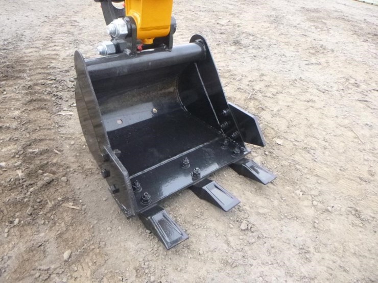 2025-vicsec-vc15p-hydraulic-excavator-image-9