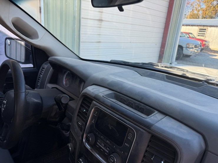 dodge-ram-1500-image-35