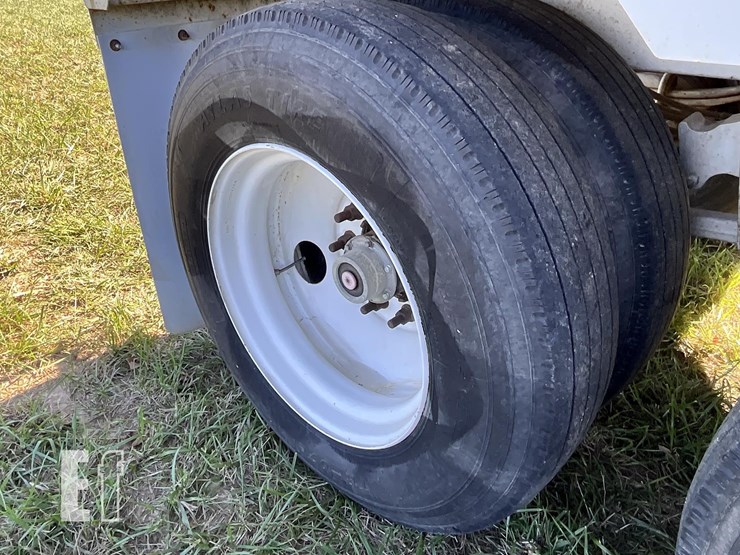 2015-const-trlr-spec-38-ft-image-18