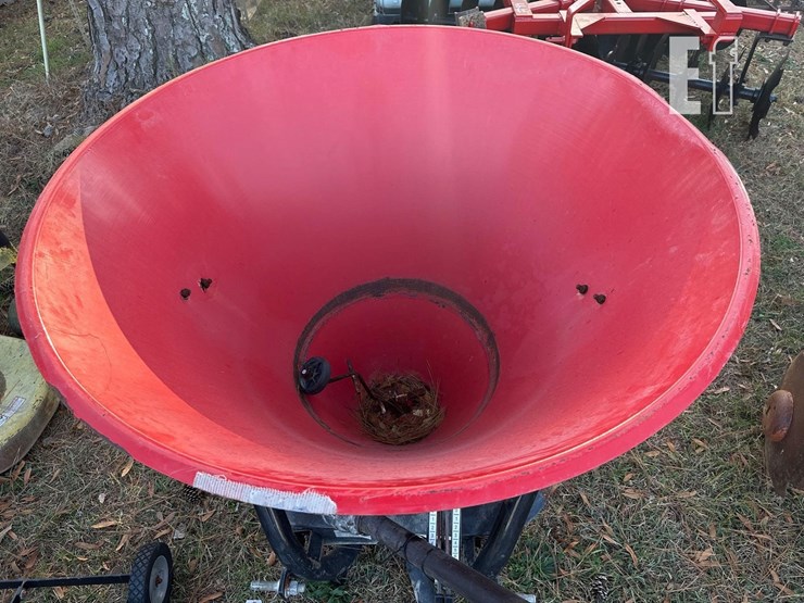 paza-3pt-spin-spreader-image-2