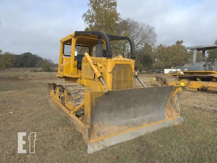 caterpillar-d6d-image-3