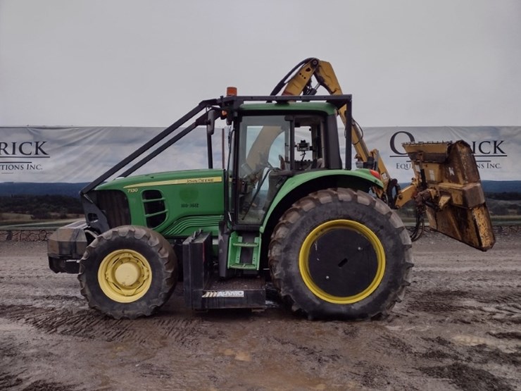 john-deere-7130-image-1