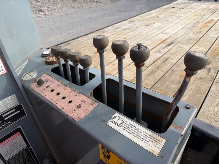 ford-lts9000-image-14