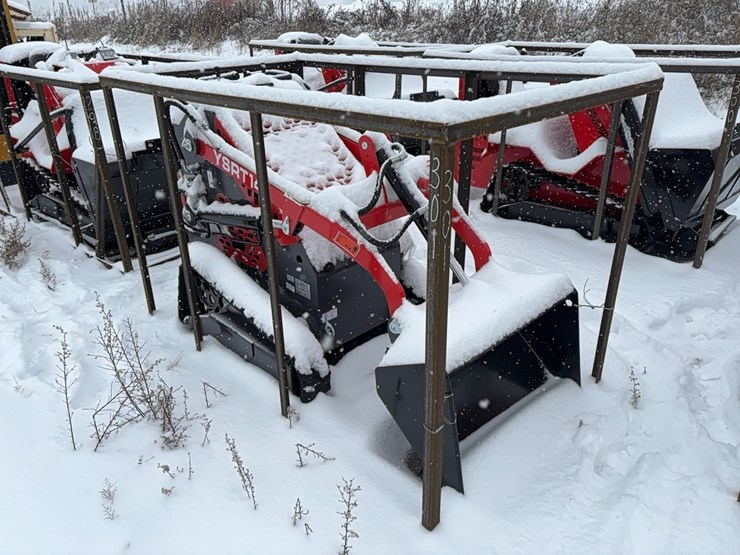 new-agt-ysrt14-mini-track-loader-image-2