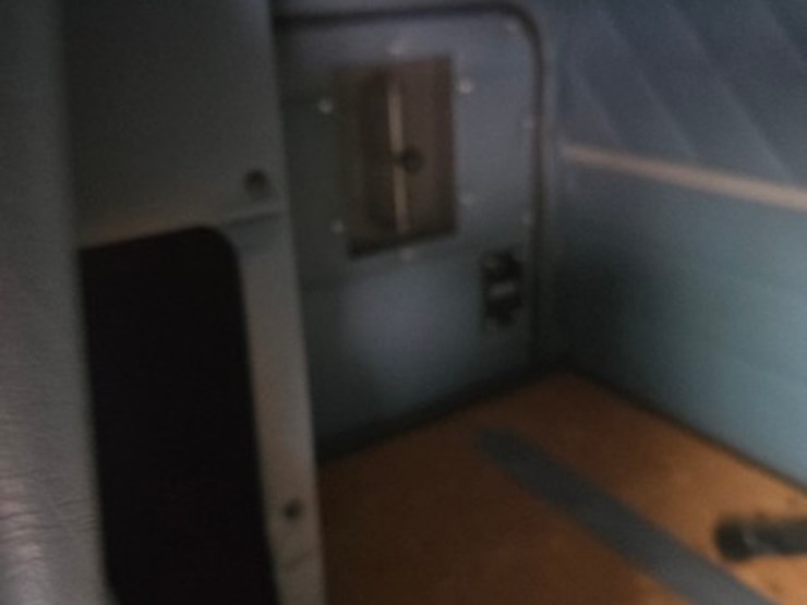 international-9400-image-32