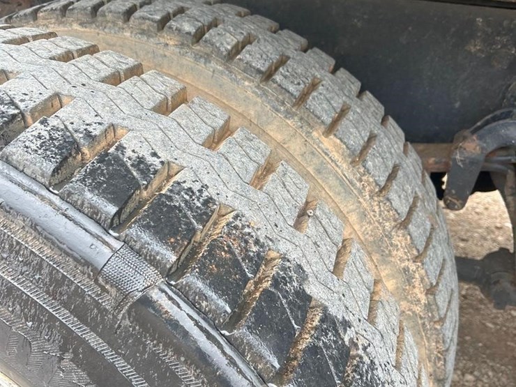 kenworth-t300-image-43