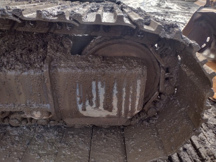 volvo-ec220e-lr-image-26