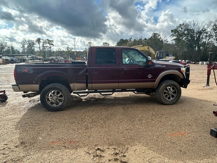 2011-ford-f250-image-7