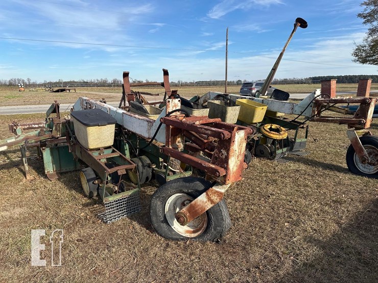 john-deere-7100-image-3