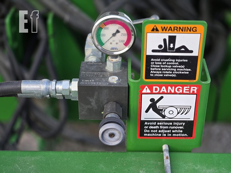 john-deere-1990ccs-image-44