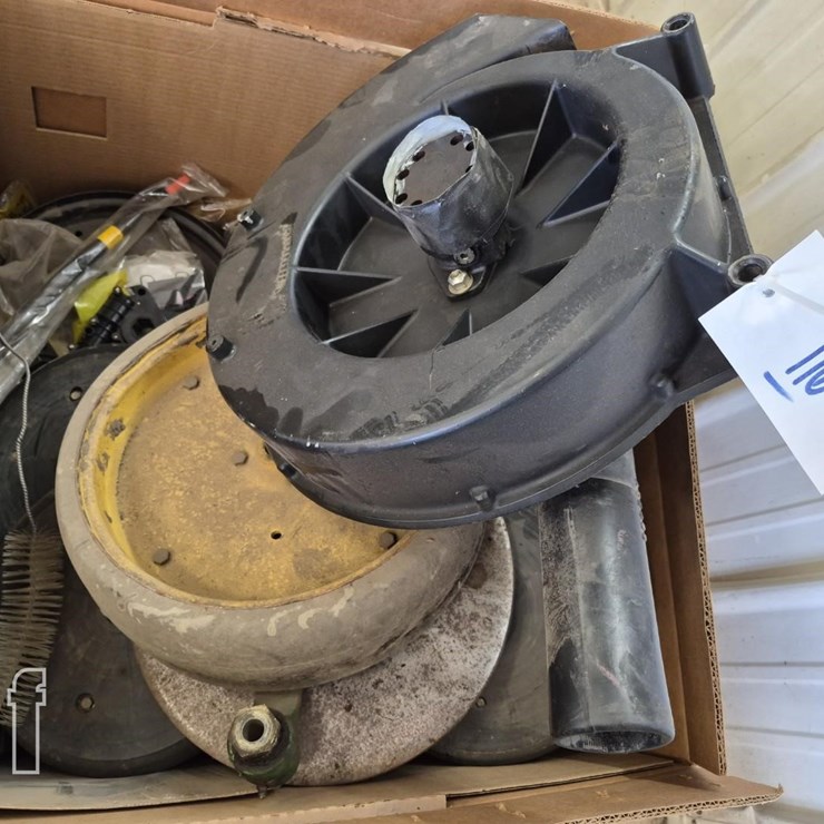 JOHN DEERE PLANTER PARTS