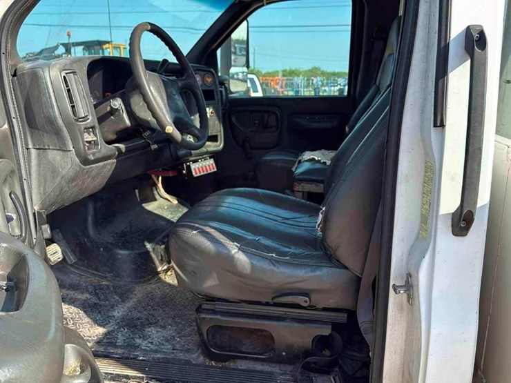 2007-chevrolet-kodiak-c4500-image-6