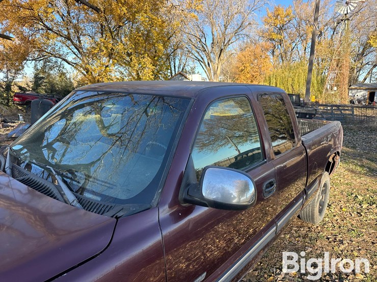 2002-chevrolet-silverado-1500-image-9