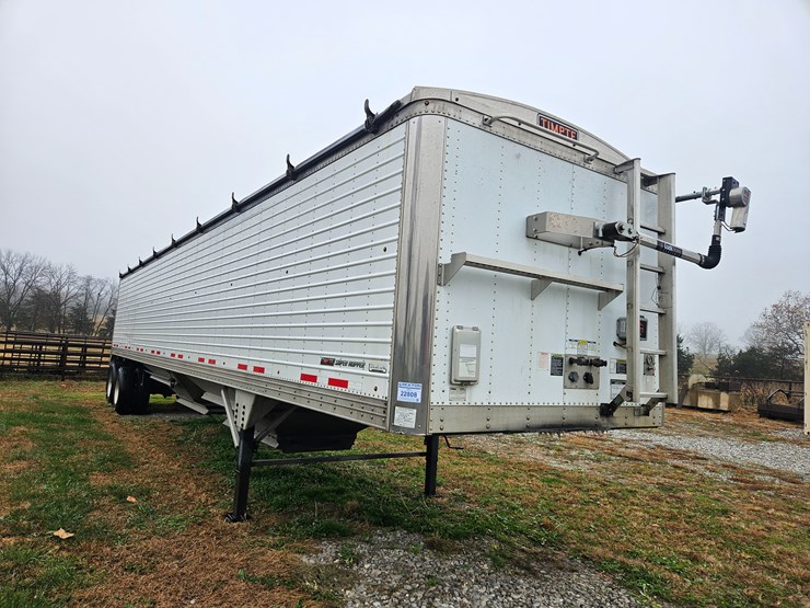 2017-timpte-hopper-bottom-image-18