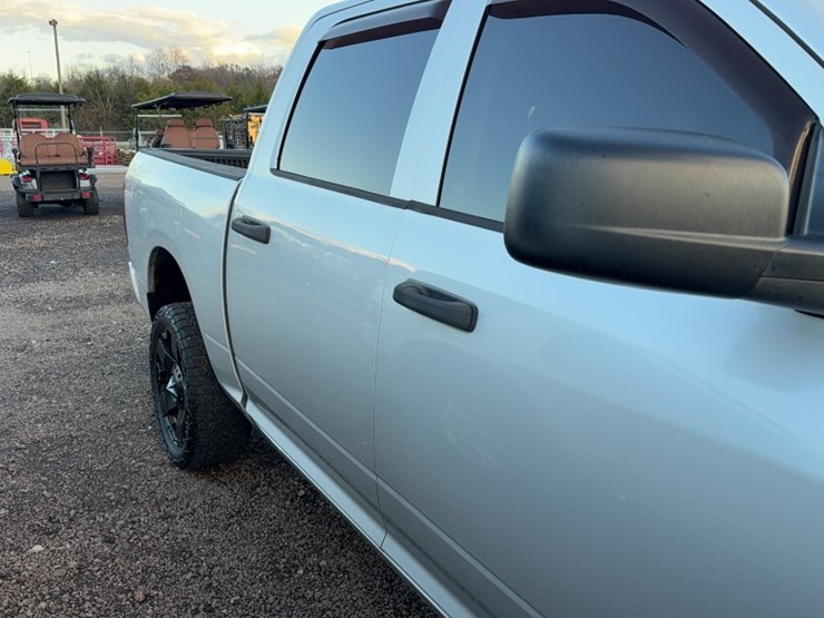 2014-dodge-1500-image-7