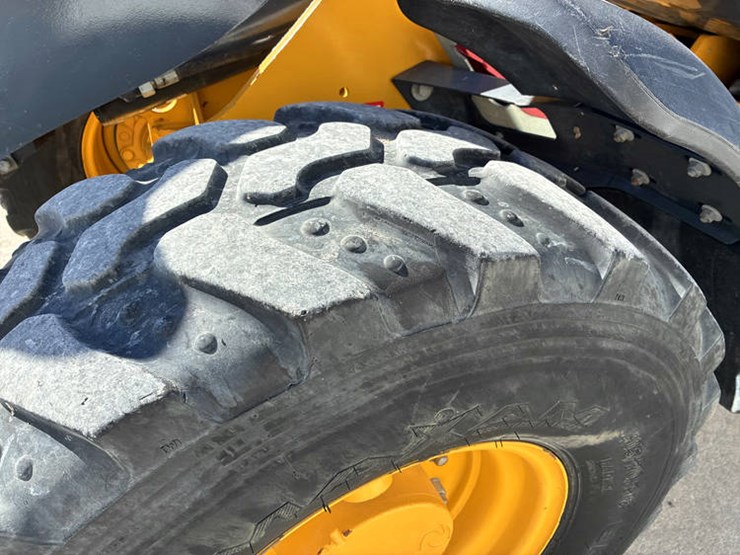 #122386-•-2022-jd-204l-#1lu204lcazb068342-image-47