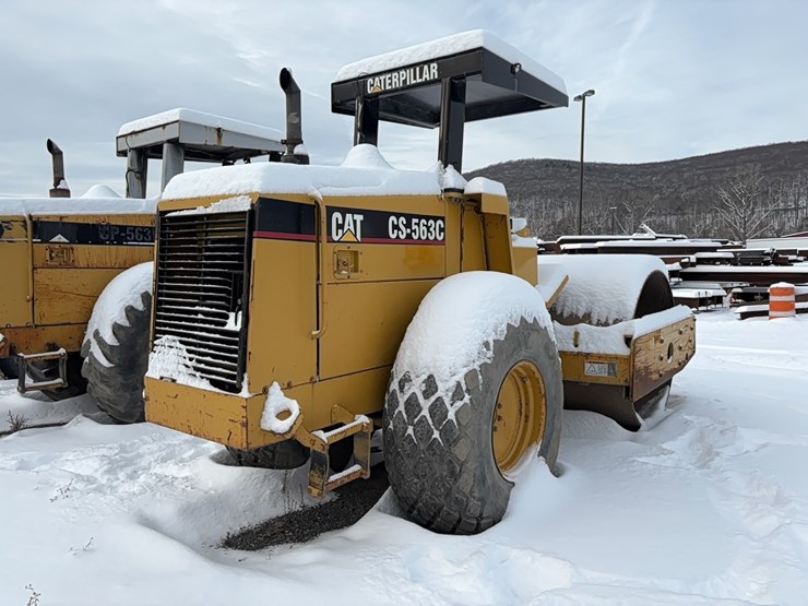 2016-caterpillar-cs-563c-image-6