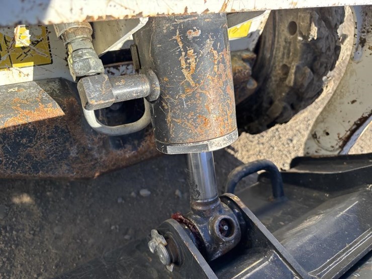 2021-bobcat-s70-image-11