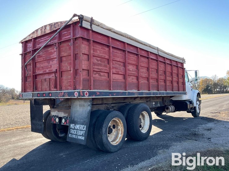 international-4700-image-5