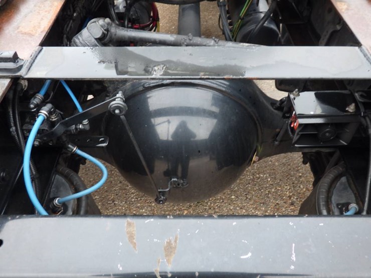 2018-freightliner-cascadia-125-image-9