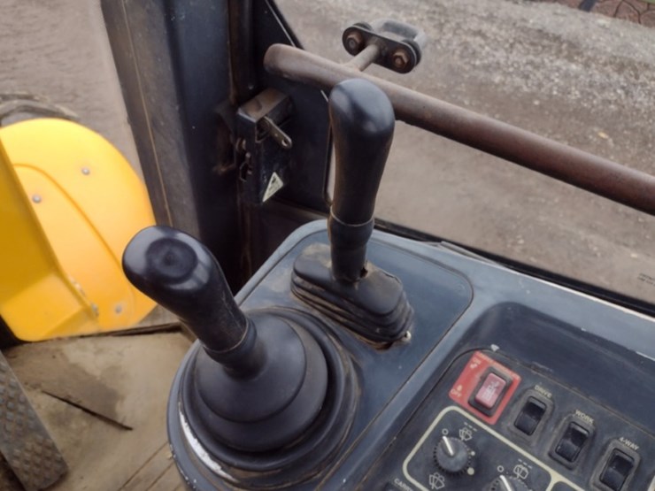 john-deere-444h-image-9