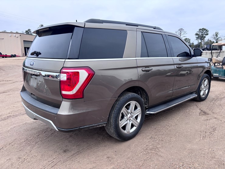 ford-expedition-image-3