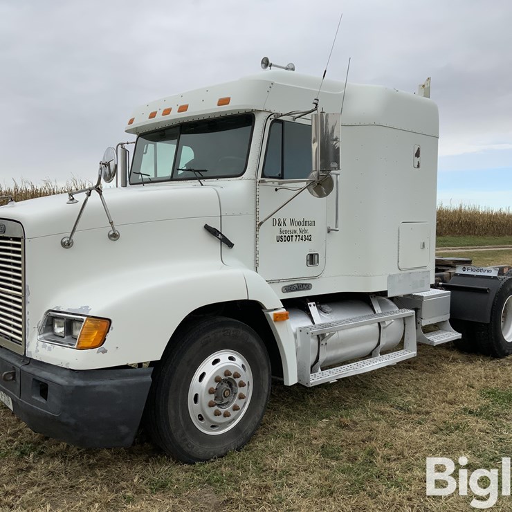 1996 FREIGHTLINER FLD112
