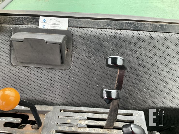 john-deere-4040-image-9