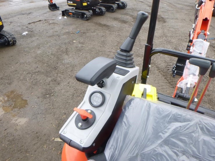 2025-tpm-18k-hydraulic-excavator-image-22