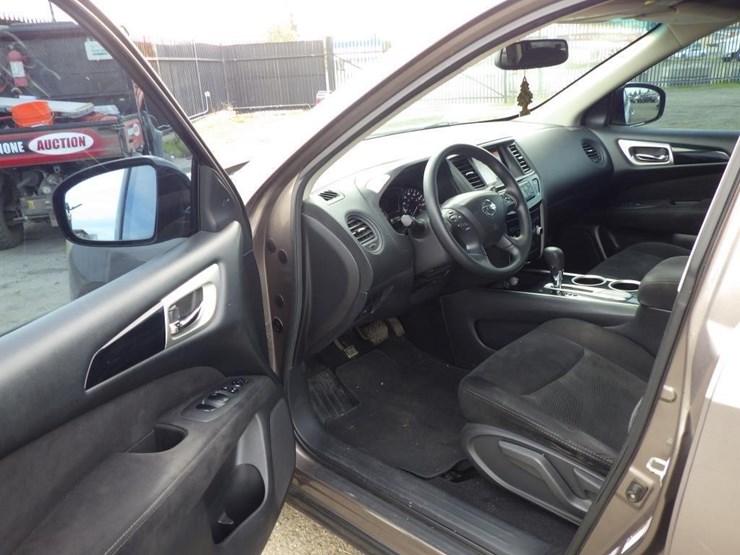 2014-nissan-pathfinder-image-5