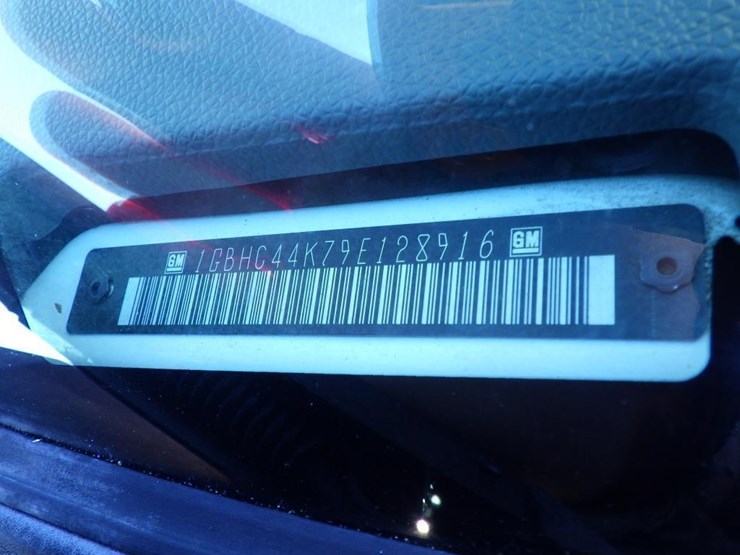 2009-chevrolet-2500hd-image-15