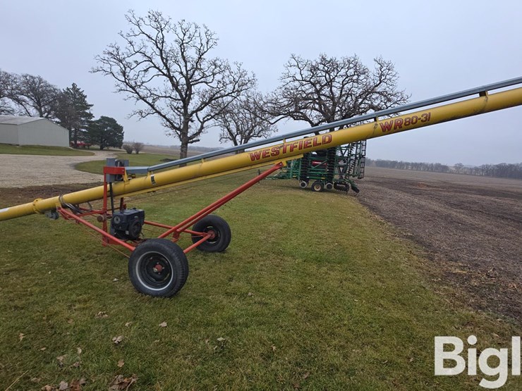 westfield-wr80-31-gas-powered-auger-image-8
