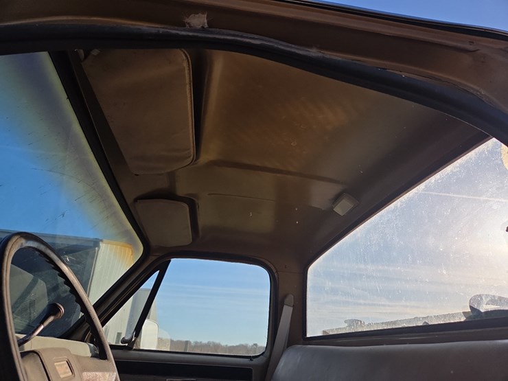 1985-gmc-3500-image-26