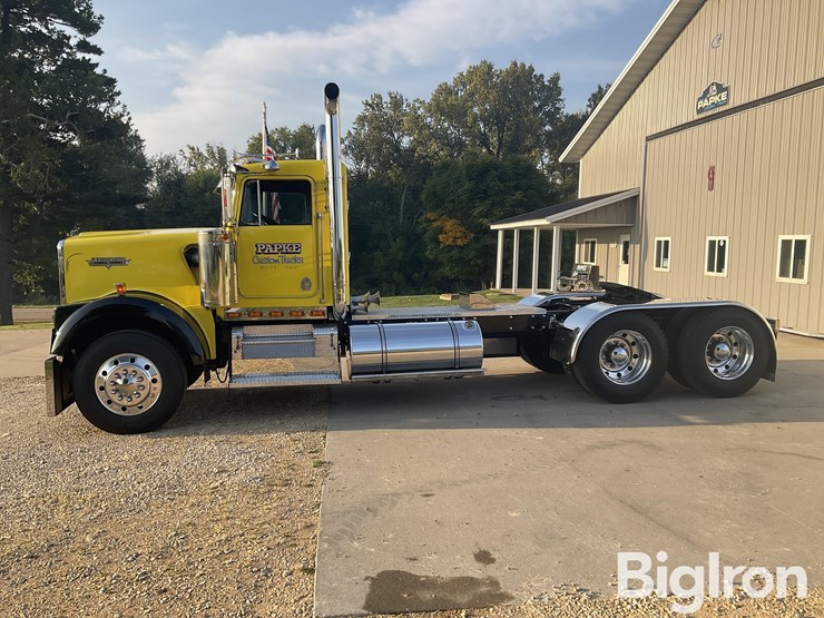 kenworth-w900-image-8