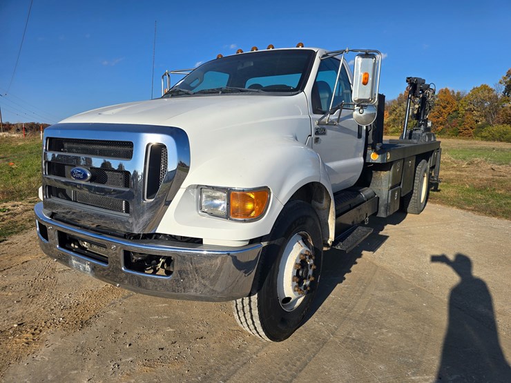 ford-f650-image-1