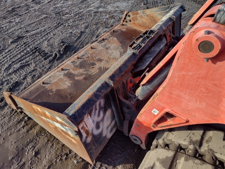 kubota-svl75-2-image-18