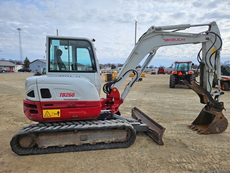 #3422-•-takeuchi-tb260-excavator-image-6