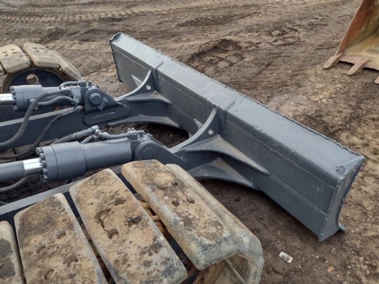 komatsu-pc128uu-2-image-23