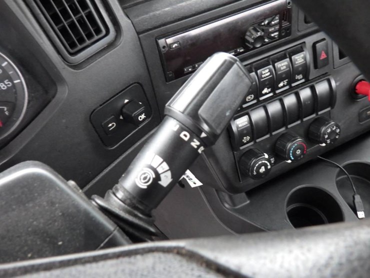 2019-international-lt-image-20