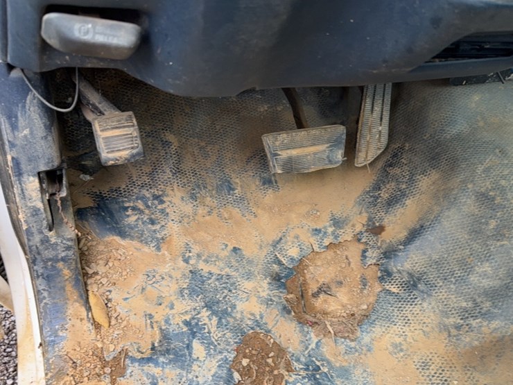 chevrolet-3500-image-23