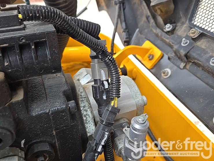 2023-jcb-ct260-120-image-47