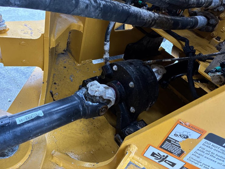 john-deere-624-image-29