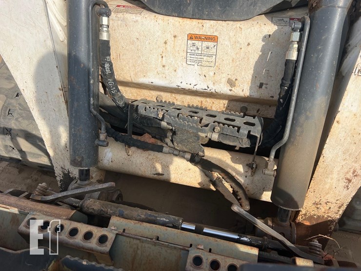 bobcat-t870-image-11