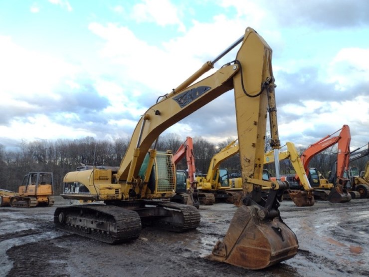 caterpillar-325d-image-49