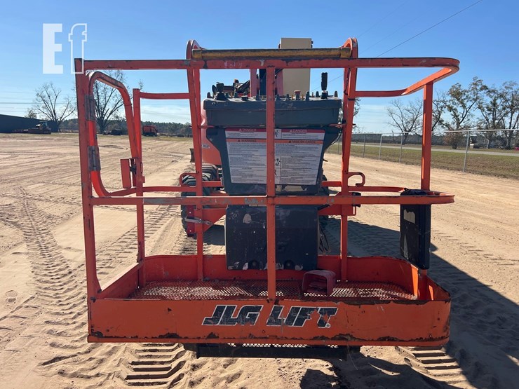 2007-jlg-450aj-image-3