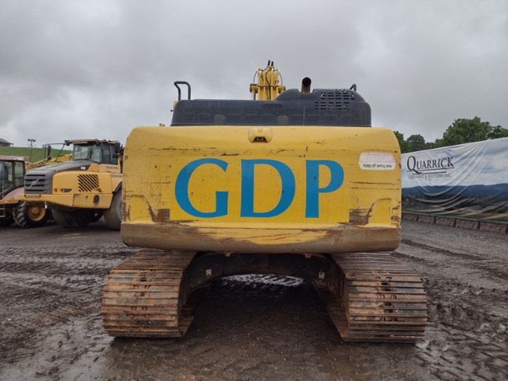 komatsu-pc240-lc-11-image-4