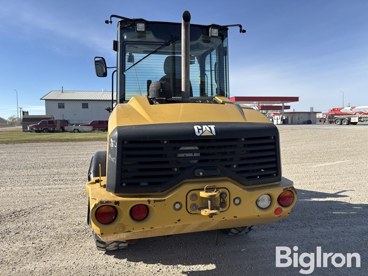 2015-caterpillar-906m-image-6