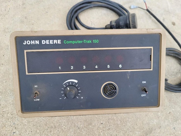 john-deere-7200-image-39